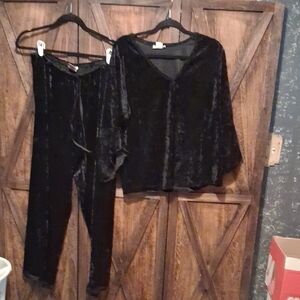 Luxurious Black Velvet Women's Pants and Top Set